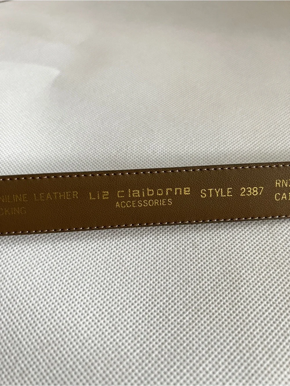 Vintage Liz Claiborne Full-Grain Leather Gray Belt Gold Tone Hardware Buckle M